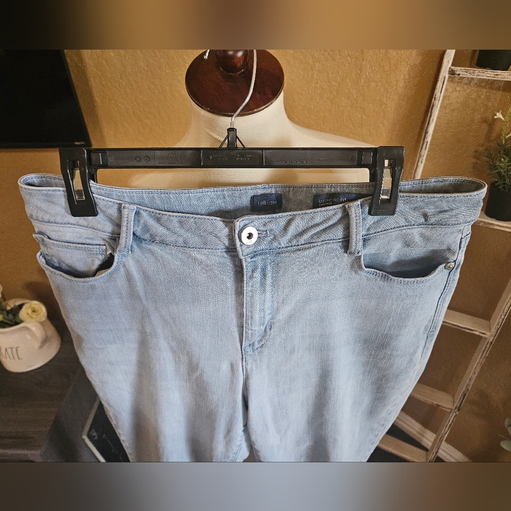 CLEARANCE!!! J.Jill Light Blue Authentic Fit Cropped Jean Size 12 - Picture 6 of 13